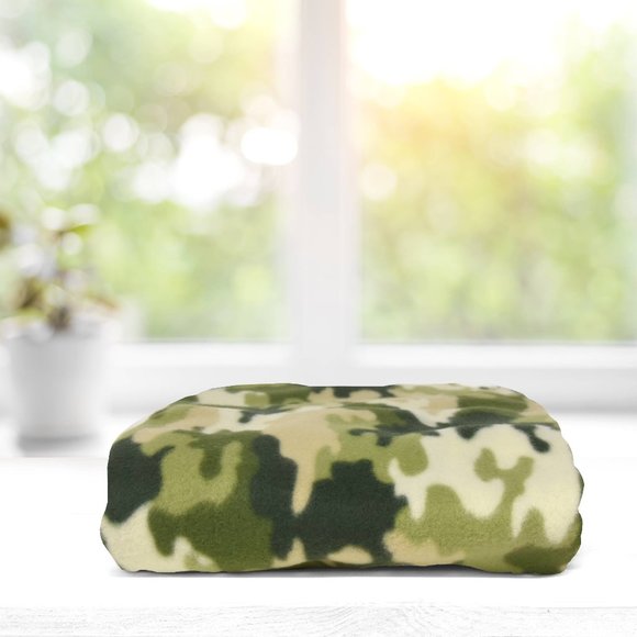 Camouflage Fleece Throw 50 x 60 - Picture 3 of 4